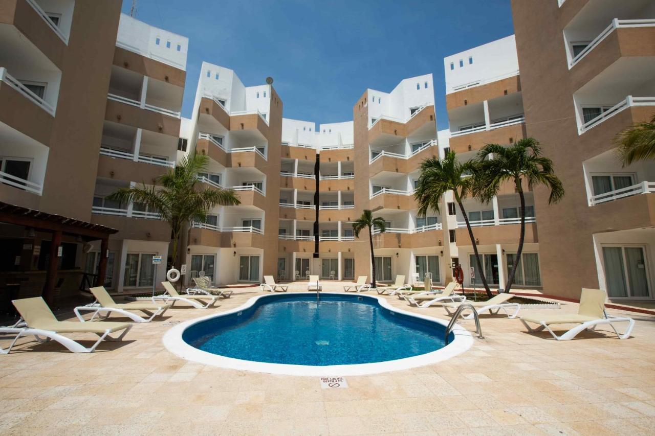 Ocean View Cancun Arenas Hotel Exterior photo